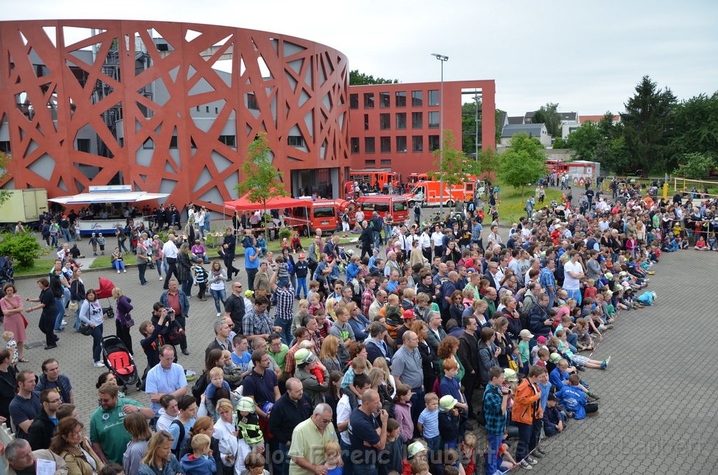 Tag der Offenen Tuer BF Koeln Weidenpesch Scheibenstr P299.JPG